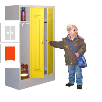 Spindschrank f. Kindergärten - mit Sockel - Höhe 1.300 mm - 3 Abteile a 250 mm - Zylinderschloss - reinorange/lichtgrau RAL 7035 Lichtgrau | RAL 2004 Reinorange