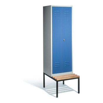 Abbildung zeigt Schrank mit Türfarbe Lichtblau (RAL 5012) Abbildung zeigt Schrank mit Türfarbe Lichtblau (RAL 5012)