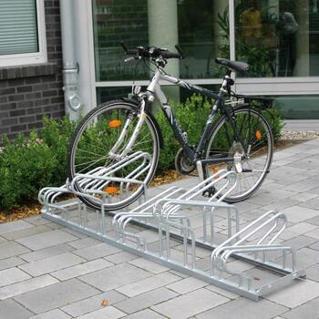 Beispielabbildung zeigt beidseitigen Fahrradständer für 10 Fahrräder. Das Fahrrad ist nicht im Lieferumfang enthalten. Beispielabbildung zeigt beidseitigen Fahrradständer für 10 Fahrräder. Das Fahrrad ist nicht im Lieferumfang enthalten.